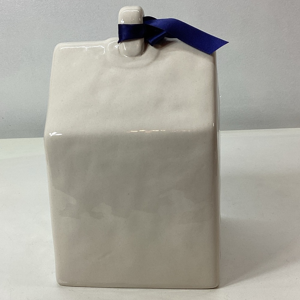 Rae Dunn Cream Ceramic BirdHouse with KNOCK on Fronf - Picture 6 of 10